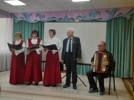 У НАС В ГОСТЯХ НАРОДНЫЙ КОЛЛЕКТИВ "ВЕТЕРАНЫ КУРСКА" МБУК ЦД "ЮНОСТЬ" У НАС В ГОСТЯХ НАРОДНЫЙ КОЛЛЕКТИВ "ВЕТЕРАНЫ КУРСКА" МБУК ЦД "ЮНОСТЬ".
